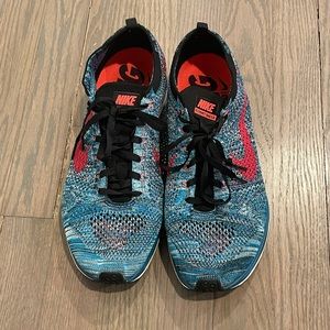 Nike fly knit racers, great condition size 10